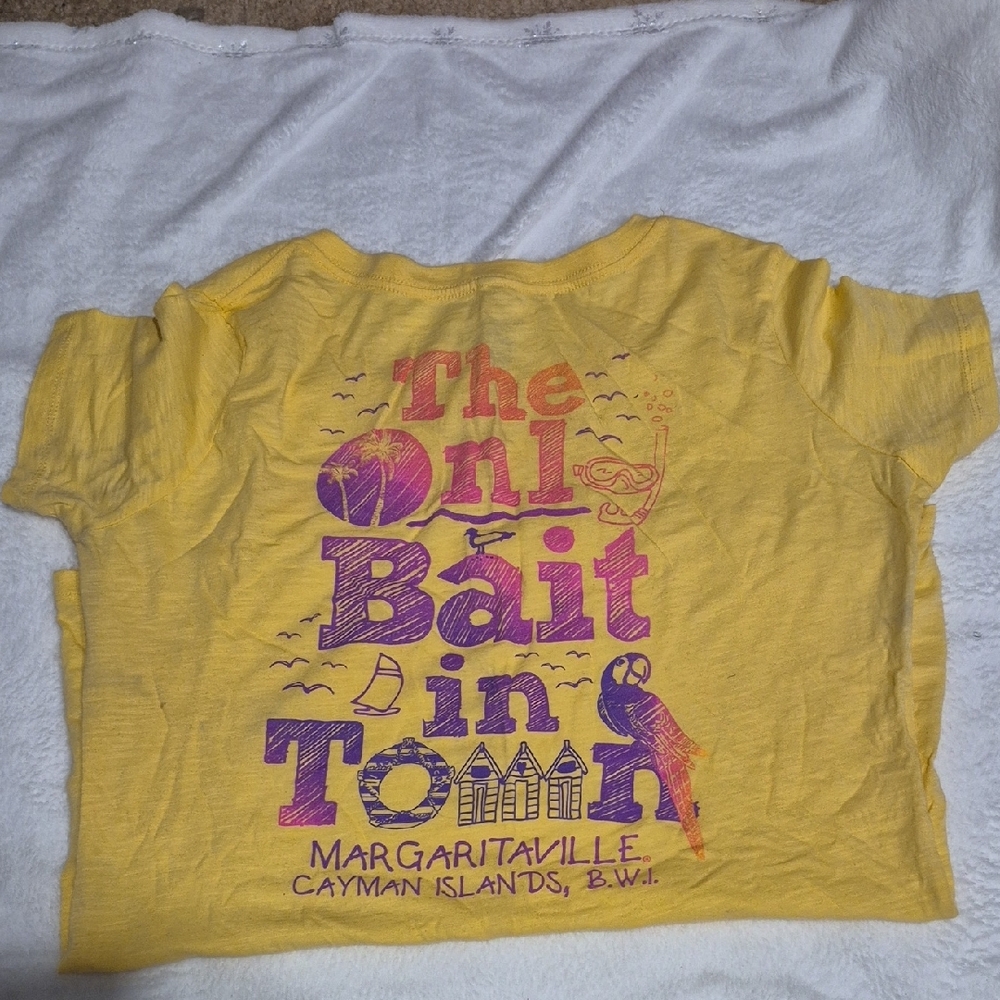 Margaritaville Yellow Short Sleeve Tee Classic Crew Neck~ Cayman Islands B.W.I.